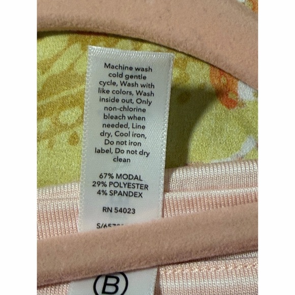 Athleta Cloudlight Stratus Striped Top - Pink NWT SZ 1X - Picture 8 of 14